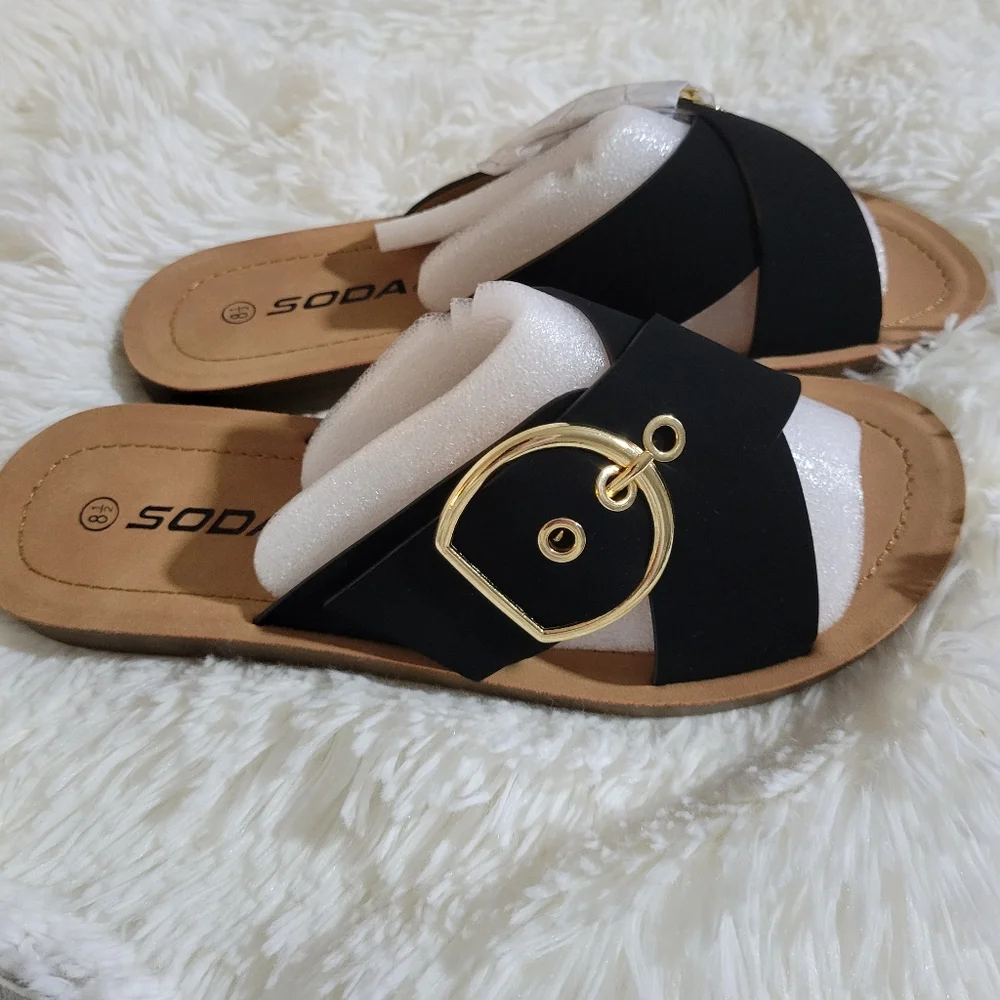Sandals - Picture 4 of 7